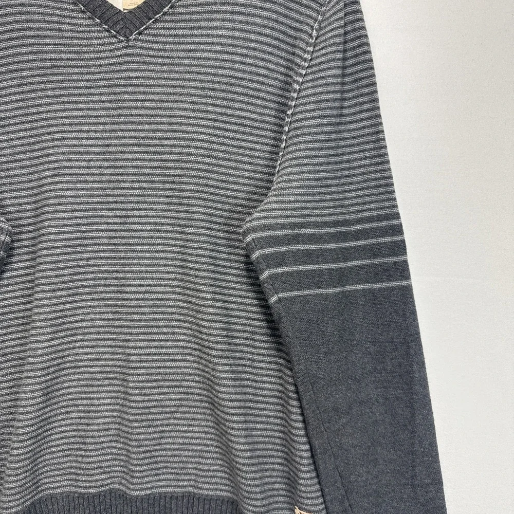 John Varvatos Converse Sweater Mens sz M Gray Merino Wool V Neck Long Sleeve - Picture 3 of 10